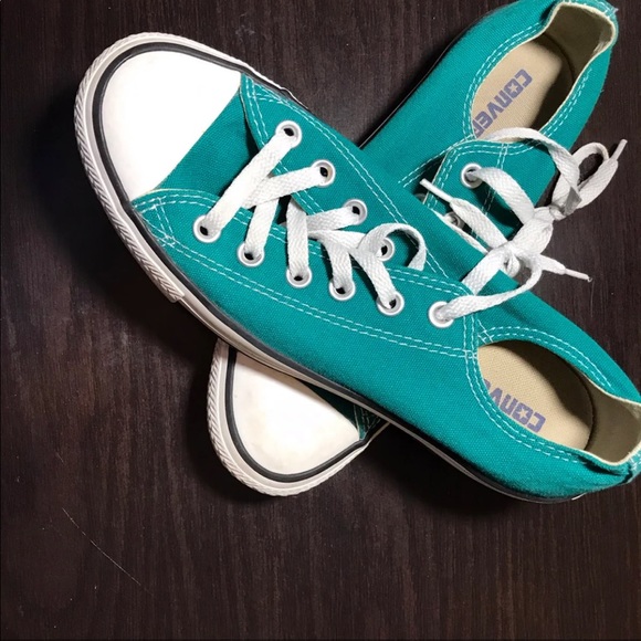 Converse - Picture 2 of 2